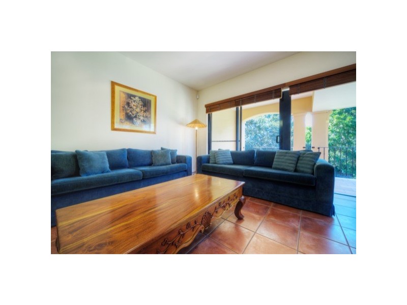 3283 The Palladian Drive, Hope Island QLD 4212