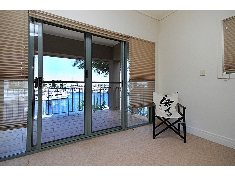 1522 Riverdale Drive, Hope Island QLD 4212