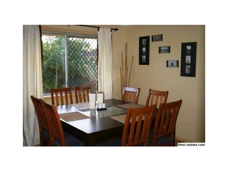 89 Crescent Avenue, Hope Island QLD 4212