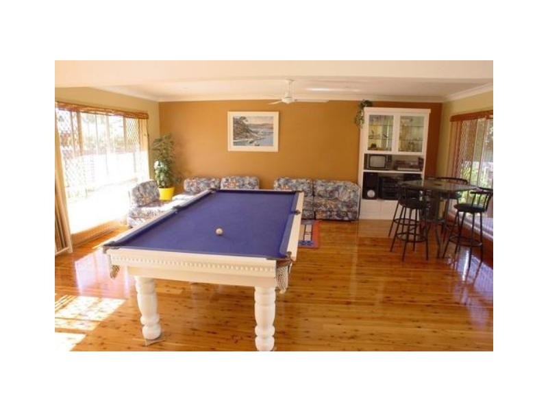 89 Crescent Avenue, Hope Island QLD 4212