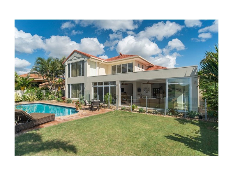 1108 Beechwood Drive, Hope Island QLD 4212