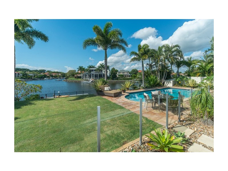 1108 Beechwood Drive, Hope Island QLD 4212