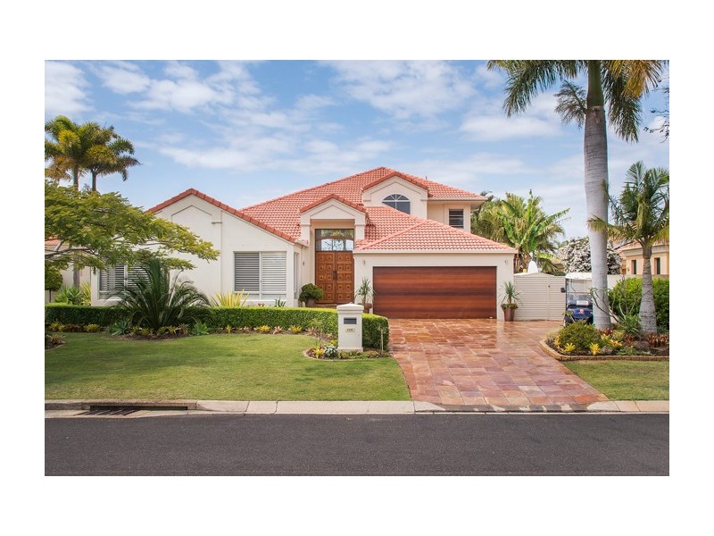 1108 Beechwood Drive, Hope Island QLD 4212