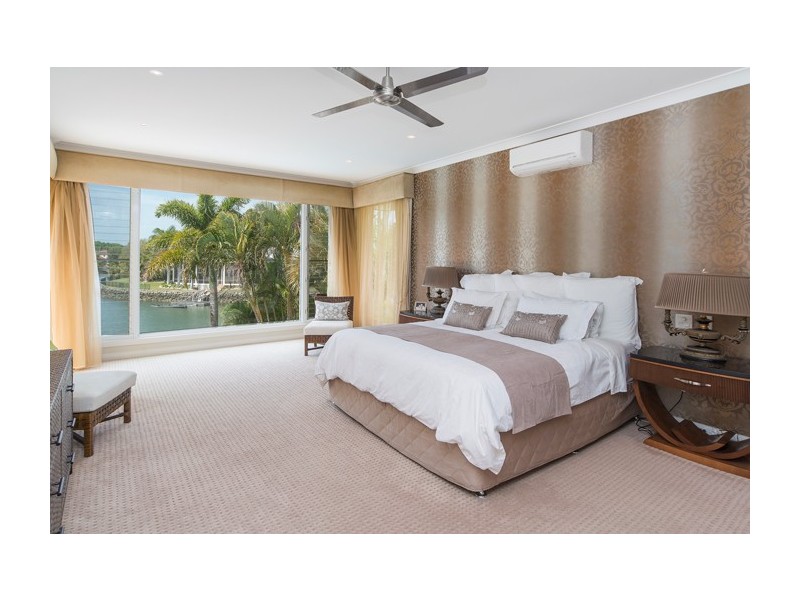 1108 Beechwood Drive, Hope Island QLD 4212