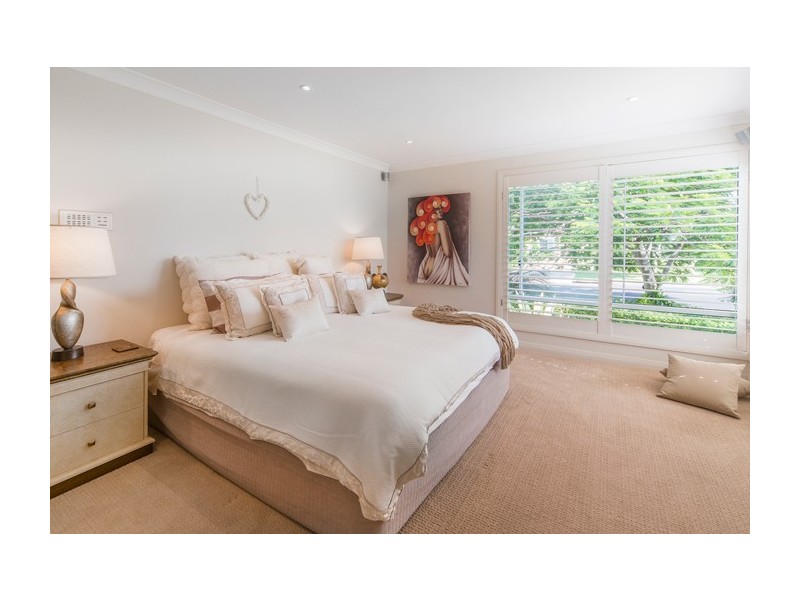 1108 Beechwood Drive, Hope Island QLD 4212