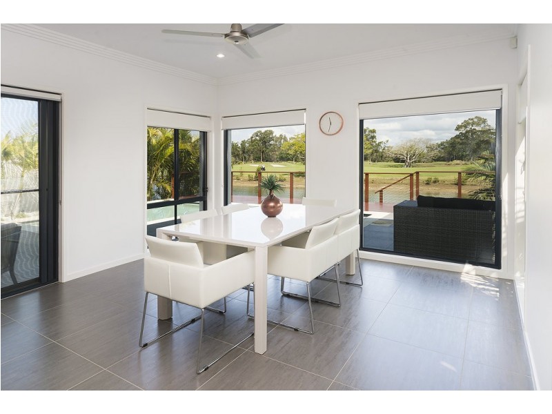 7632 Fairway Boulevard, Hope Island QLD 4212