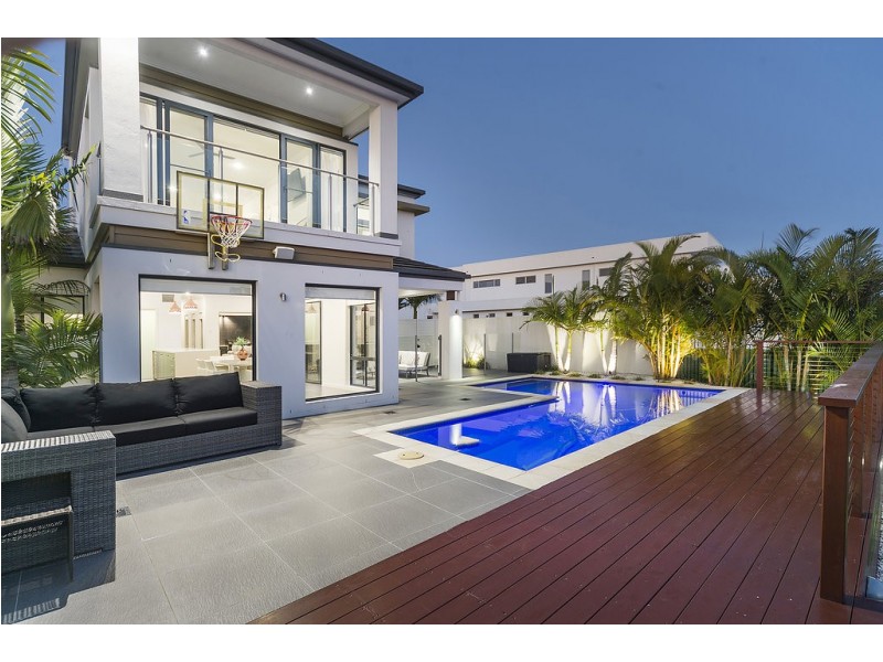 7632 Fairway Boulevard, Hope Island QLD 4212