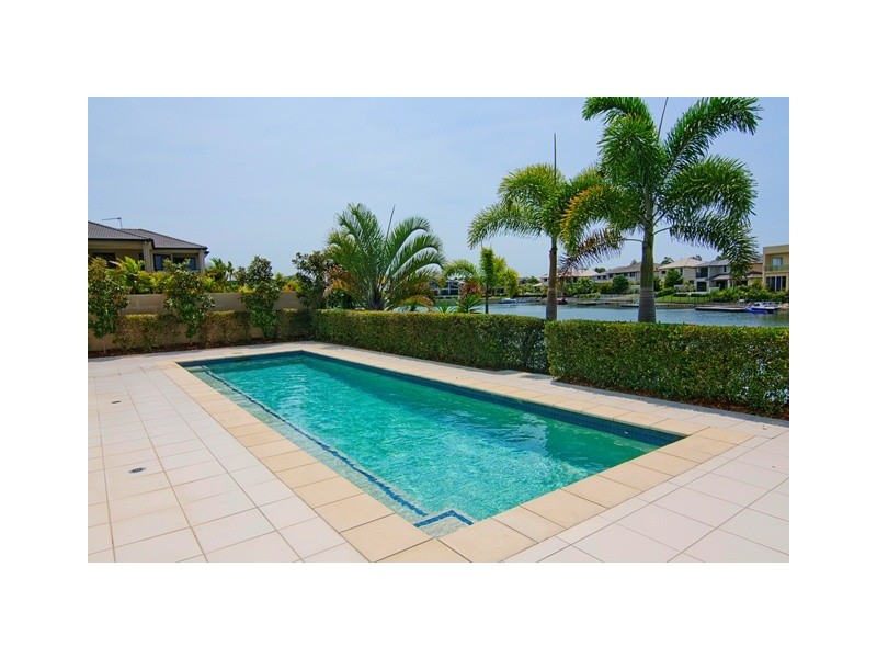 11 Mandolin Avenue, Helensvale QLD 4212