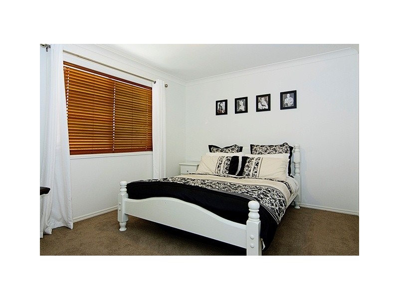 11 Mandolin Avenue, Helensvale QLD 4212