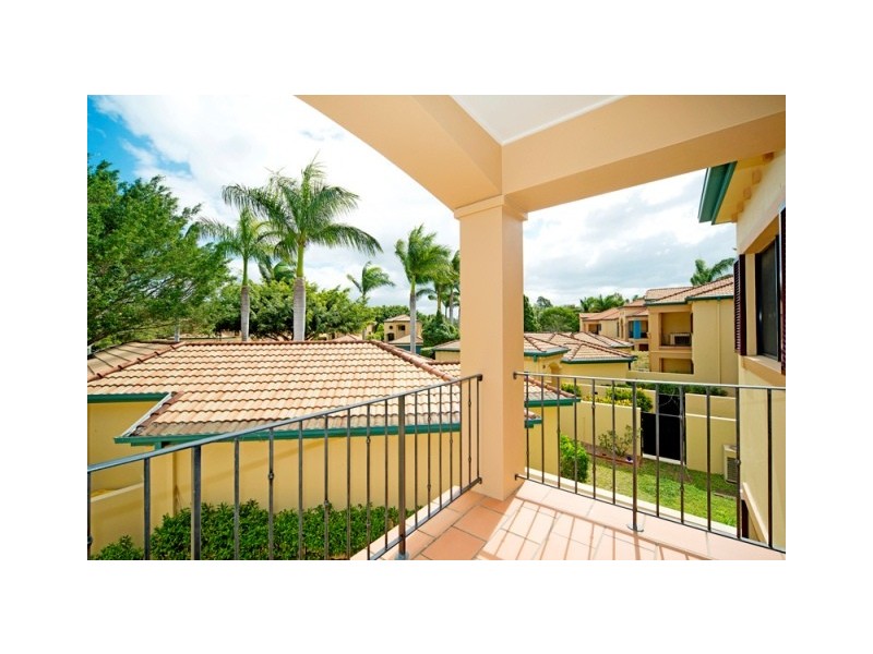 3257 The Palladian Drive, Hope Island QLD 4212