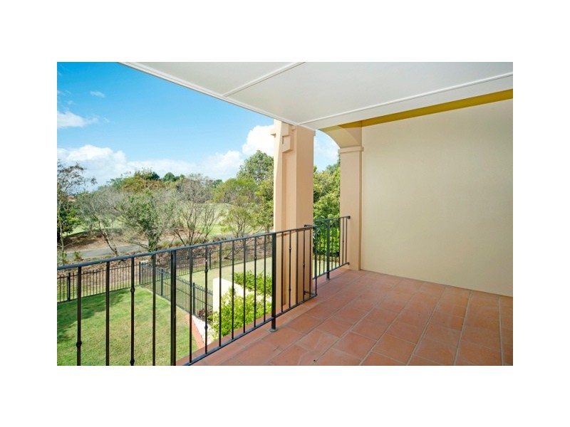 3257 The Palladian Drive, Hope Island QLD 4212