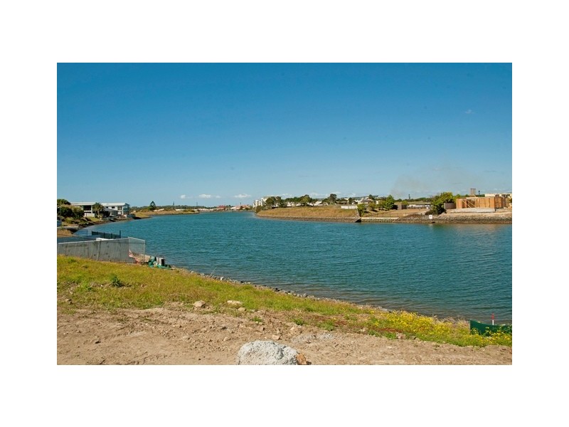 44 Palladium Drive, Hope Island QLD 4212