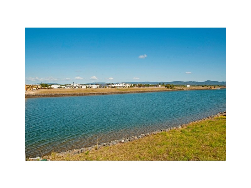 44 Palladium Drive, Hope Island QLD 4212