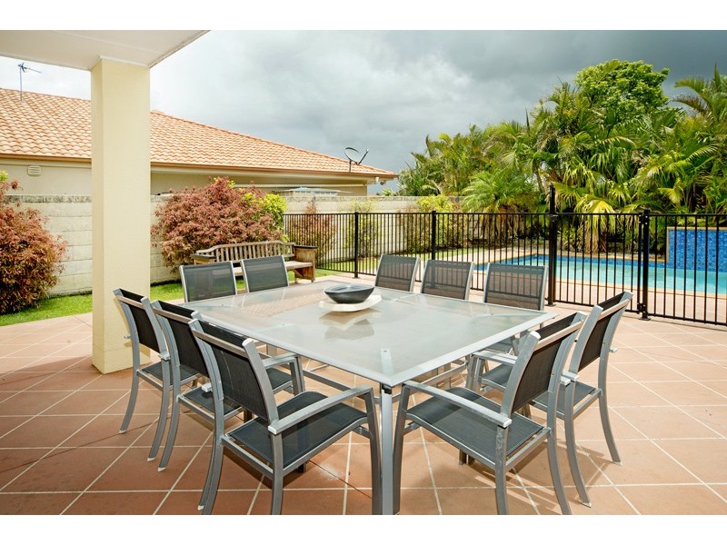 30 John Dalley Drive, Helensvale QLD 4212