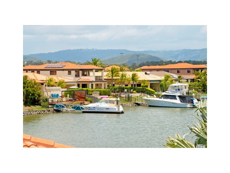 30 John Dalley Drive, Helensvale QLD 4212