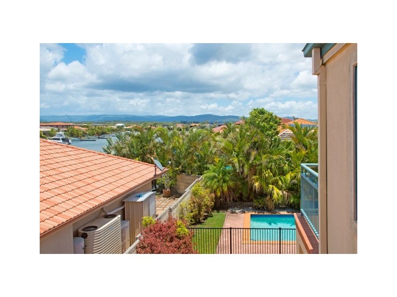 30 John Dalley Drive, Helensvale QLD 4212