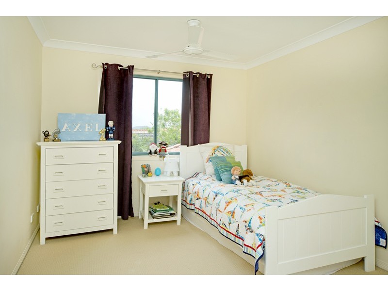 30 John Dalley Drive, Helensvale QLD 4212