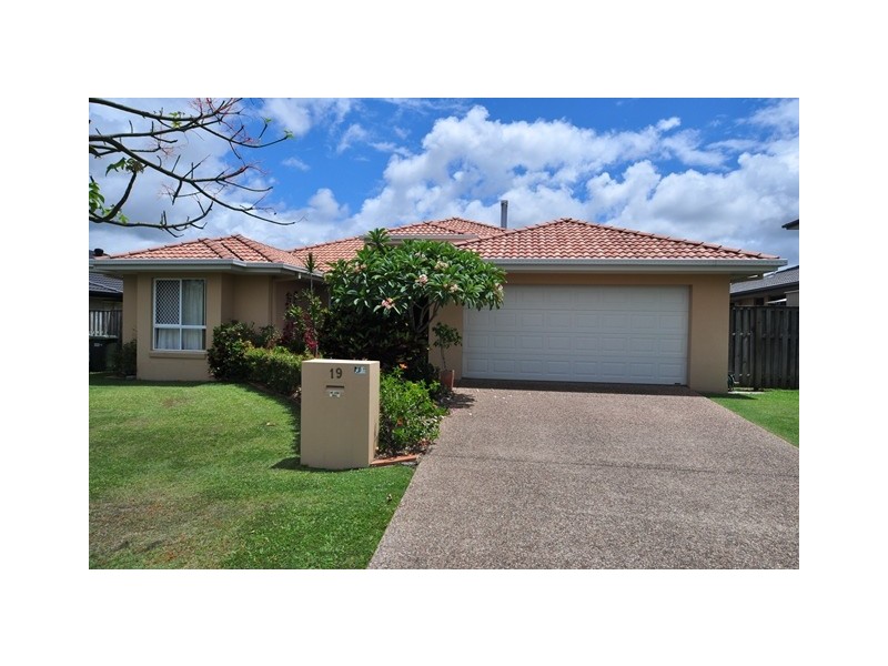 19 Leander Circuit, Oxenford QLD 4210