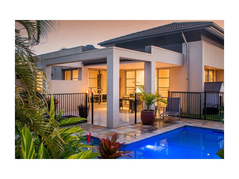 2845 Wylarah Way, Hope Island QLD 4212