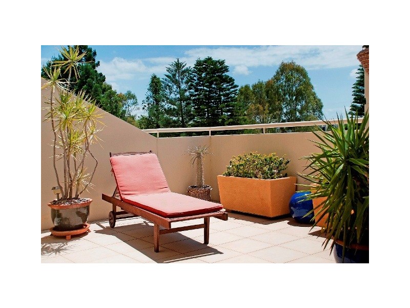 8315 Magnolia Drive East, Hope Island QLD 4212