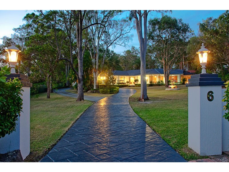 6 Colo Court, Helensvale QLD 4212