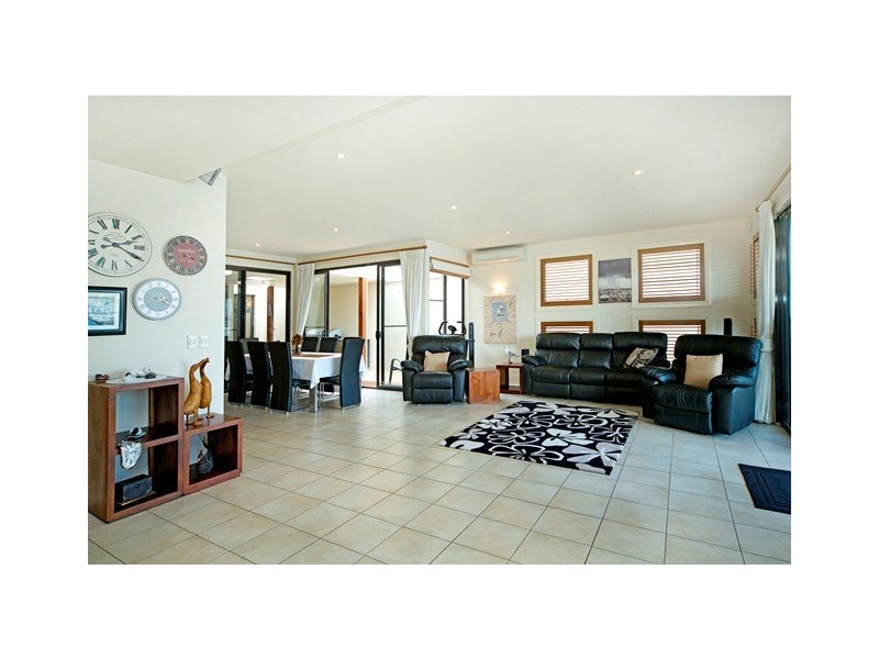 1509 Rosebank Way, Hope Island QLD 4212