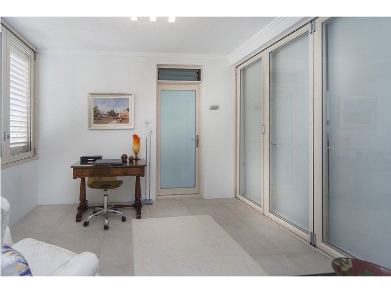 1708 Rialto Quay Drive, Hope Island QLD 4212