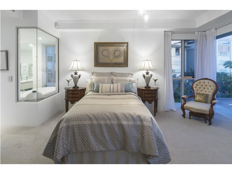 1708 Rialto Quay Drive, Hope Island QLD 4212