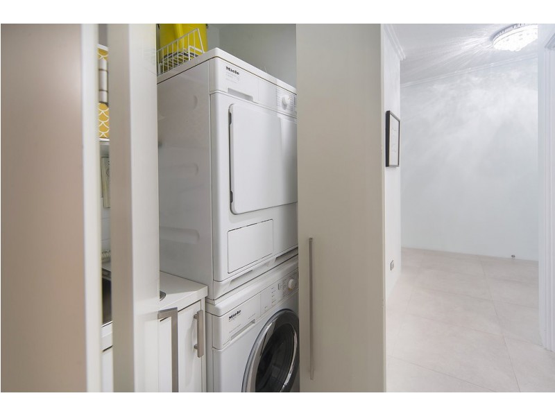 1708 Rialto Quay Drive, Hope Island QLD 4212