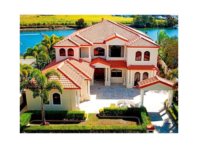 3121 Riverleigh Drive, Hope Island QLD 4212