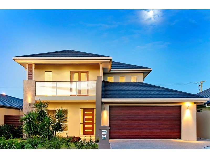 9126 Peter Senior Drive, Hope Island QLD 4212