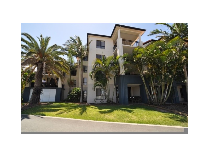 7010 Pallisades, Springfield Drive, Hope Island QLD 4212