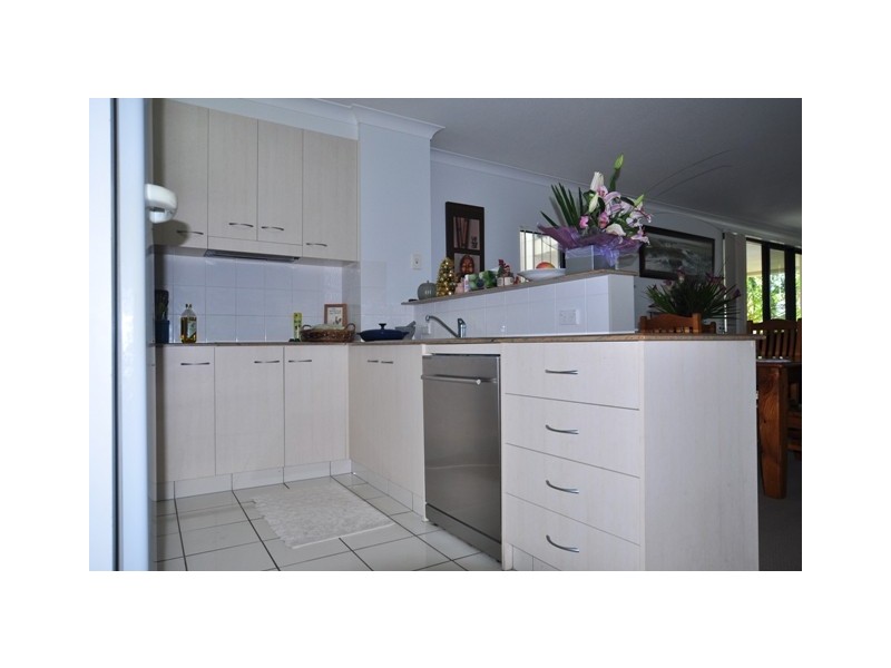 7010 Pallisades, Springfield Drive, Hope Island QLD 4212