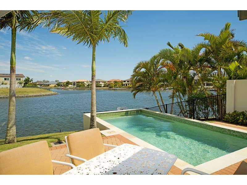 32 Windchimes Way, Helensvale QLD 4212