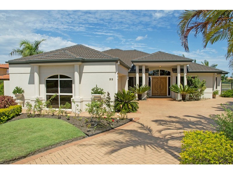 32 Windchimes Way, Helensvale QLD 4212
