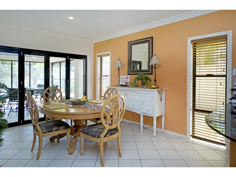 8395 Magnolia Drive East, Hope Island QLD 4212