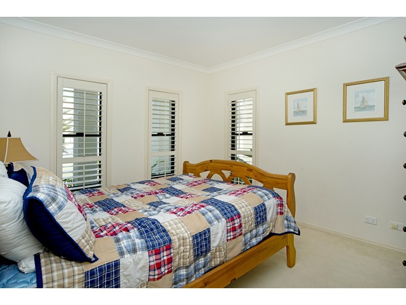8395 Magnolia Drive East, Hope Island QLD 4212