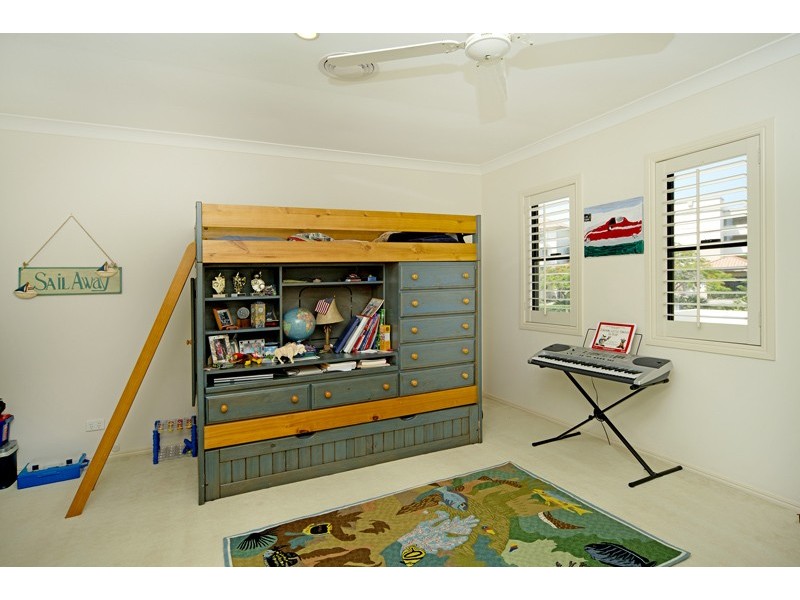 8395 Magnolia Drive East, Hope Island QLD 4212