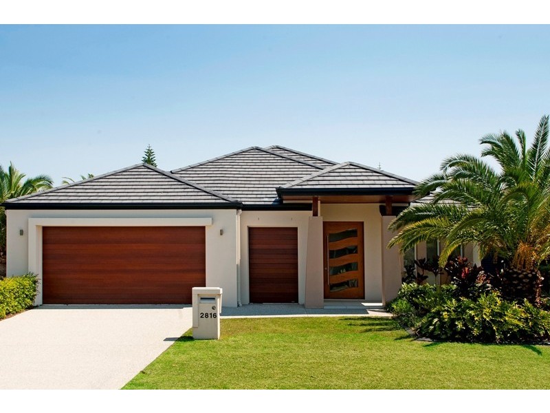 2816 Gracemere Cct East, Hope Island QLD 4212