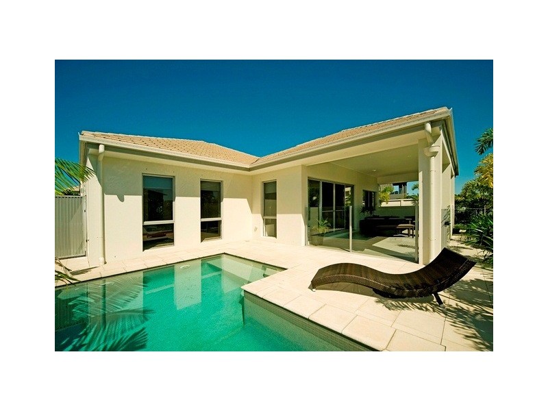 6159 Bolsena Court, Hope Island QLD 4212