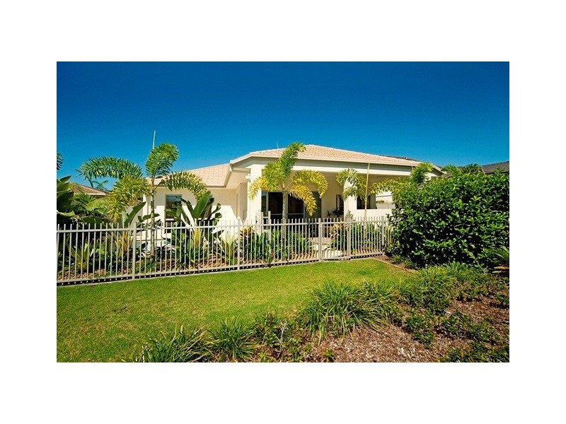 6159 Bolsena Court, Hope Island QLD 4212