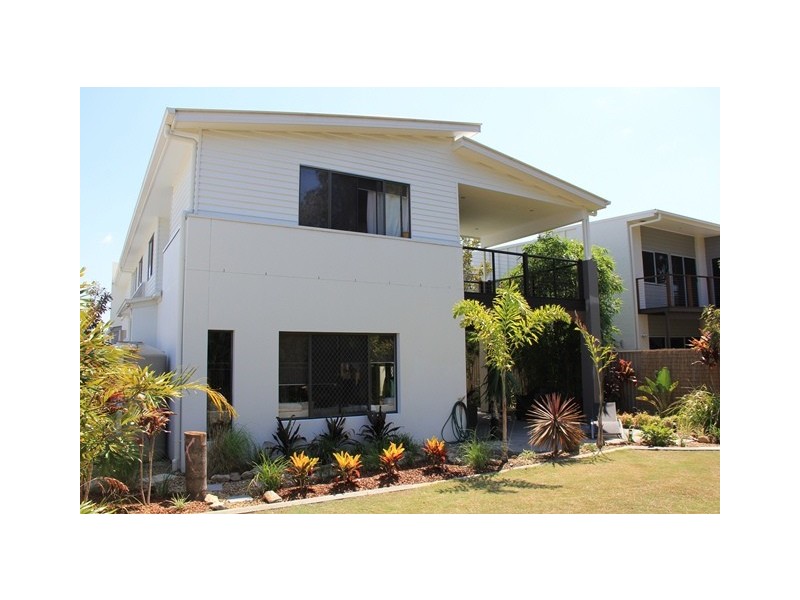 3 Fleetwood Court, Helensvale QLD 4212