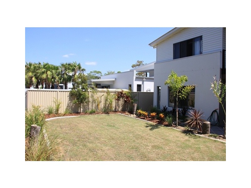 3 Fleetwood Court, Helensvale QLD 4212