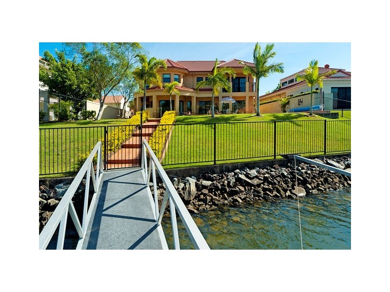 1024 Rosebank Way, Hope Island QLD 4212