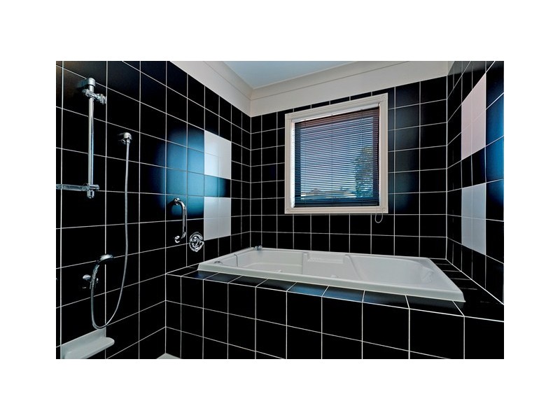 1024 Rosebank Way, Hope Island QLD 4212