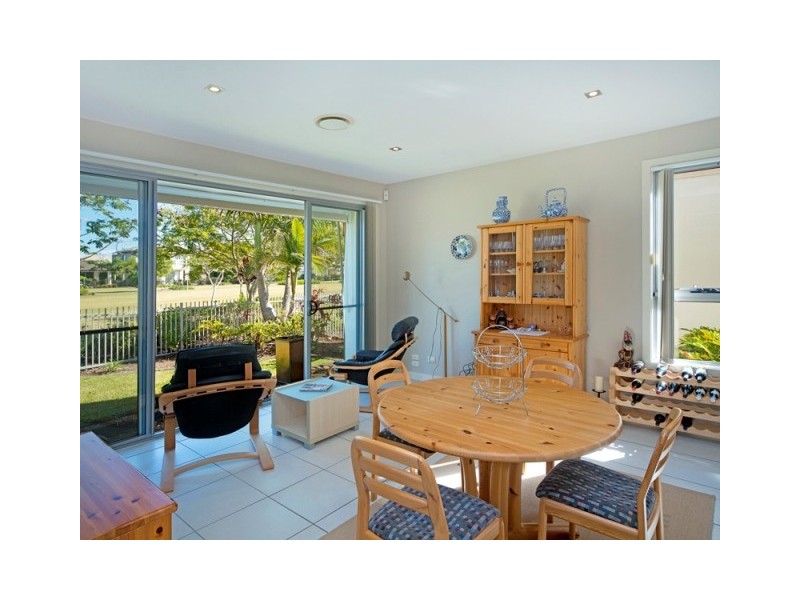 2815 Gracemere Circuit East, Hope Island QLD 4212