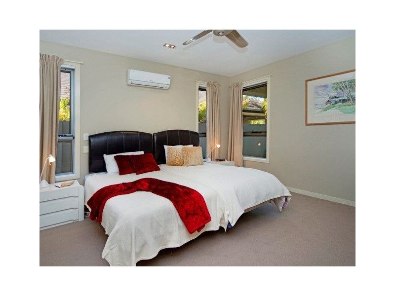 2815 Gracemere Circuit East, Hope Island QLD 4212