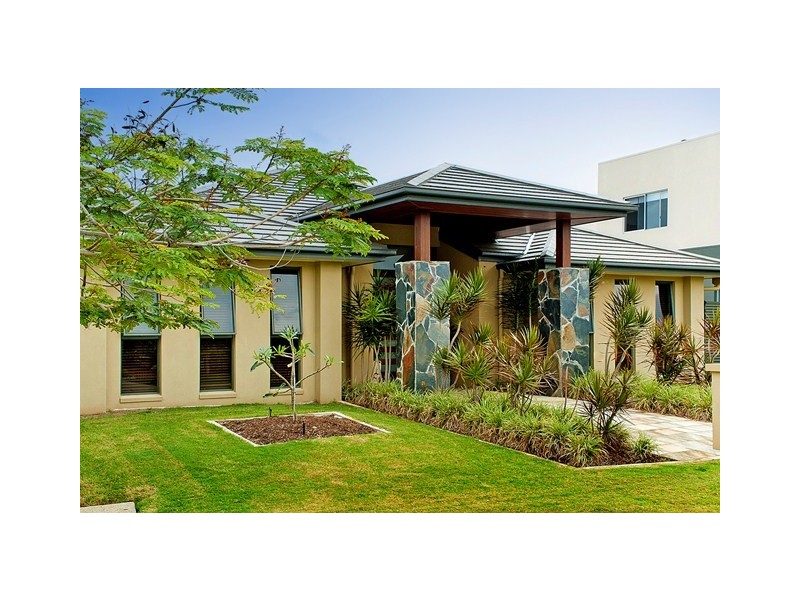 2840 Wylarah Way, Hope Island QLD 4212