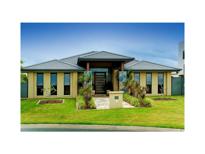 2840 Wylarah Way, Hope Island QLD 4212