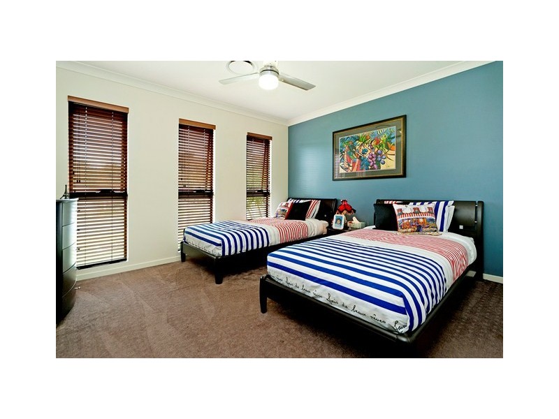 2840 Wylarah Way, Hope Island QLD 4212